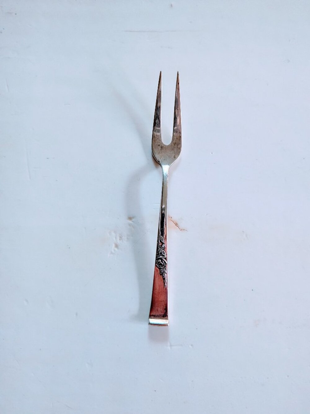 VTG Reed & Barton Classic Rose Sterling Silver Lemon Fork 4.75" 12.9 Grams